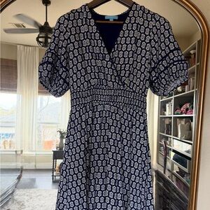 EUC Draper James RSVP Southern Charm Navy Patterned Smocked Dress Size Medium